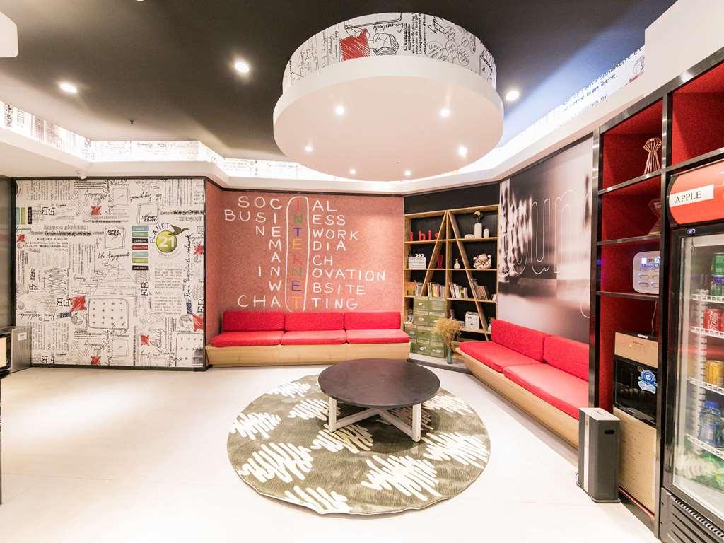Ibis Nantong Qingnian Hotel Bagian luar foto