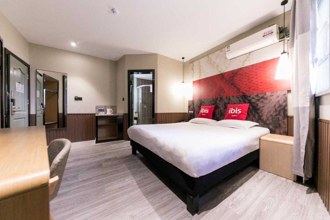 Ibis Nantong Qingnian Hotel Bagian luar foto