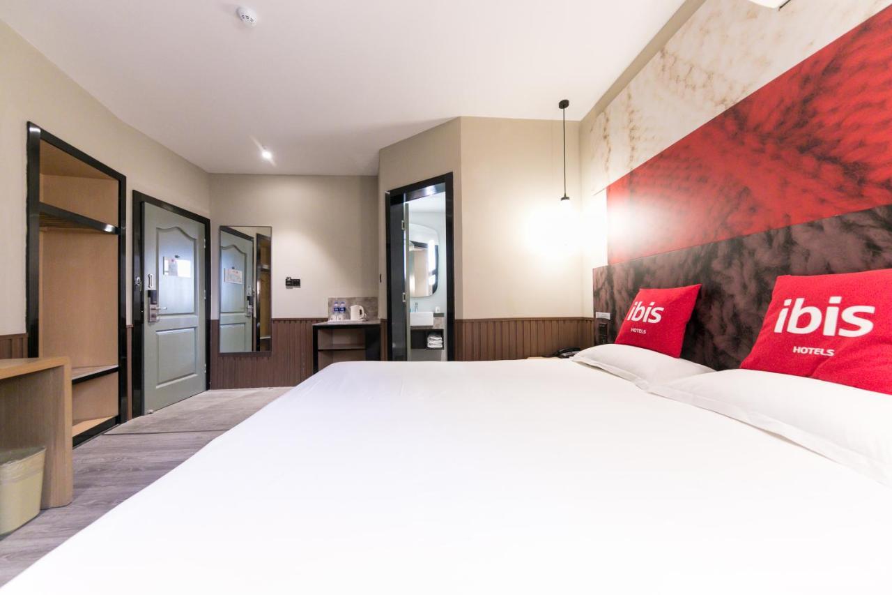 Ibis Nantong Qingnian Hotel Bagian luar foto